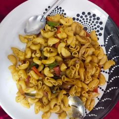 A picture of Macaroni.