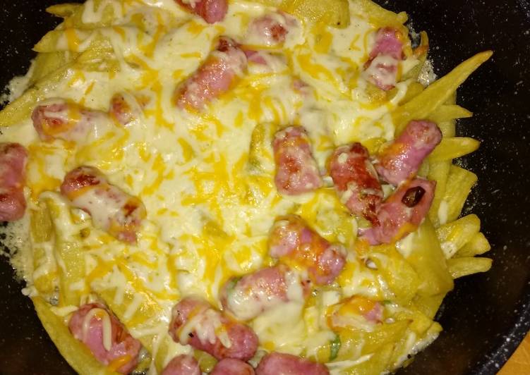 Patatas Foster's con salchichas de pollo en la cecofry 4D