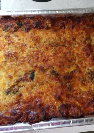 A picture of Patricia's love up on me lasagna.