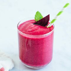 A picture of Pink beetroot smoothie.