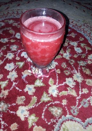 A picture of Watermelon drink.