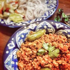 A picture of Chicken qeema karahi.