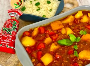 Una foto de 🇭🇺 GOULASH vegano ("Gulyás", Hungría)