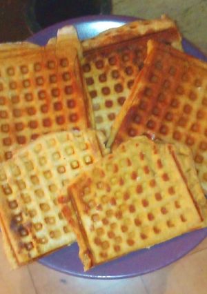 Una foto de Panes súper fáciles en waflera