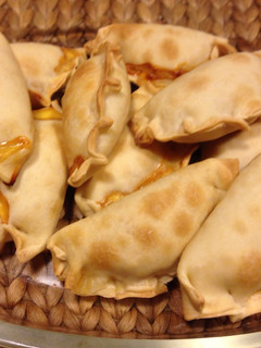 Una foto de Empanadas de jamon & queso