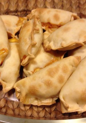 Una foto de Empanadas de jamon & queso