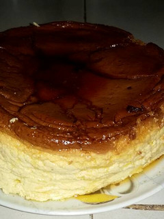 Una foto de Flan de queso en olla express🍮
