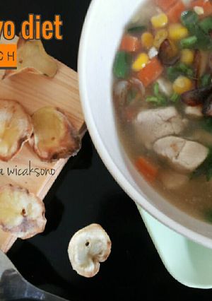 Foto resep Mayo day 6 - lunch | sup ayam keripik kentang