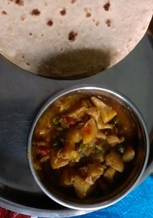 A picture of Aloo gobhi.