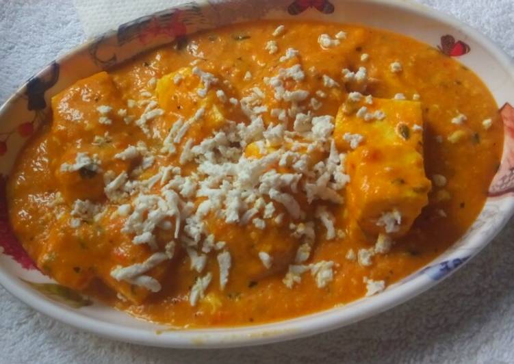 Steps to Make Speedy Lababdar Paneer