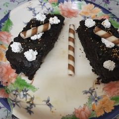 A picture of Chocolate premix and chocolate ganache pastry.