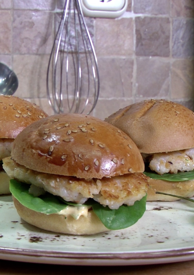 Una foto de Hamburguesas de gambas al pil-pil
