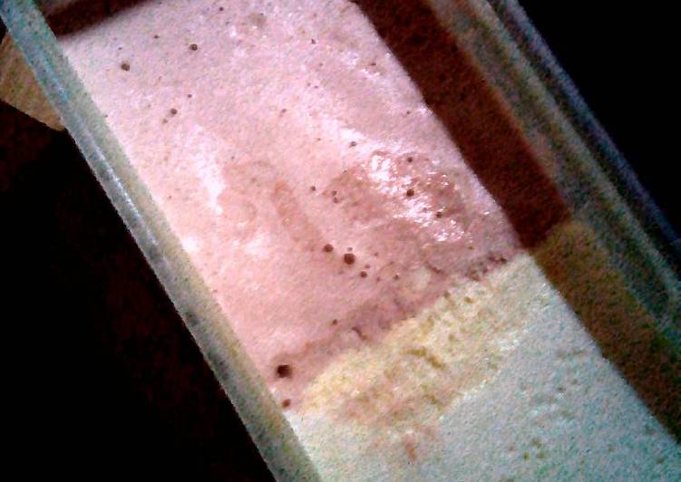 Es krim lembut durian vs coklat