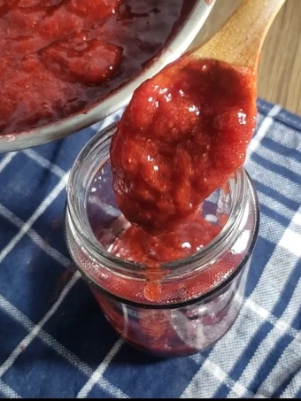 Cara Gampang Membuat Resep Selai Strawberry yang Lezat Anti Ribet, Mantap