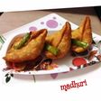 केले पनीर समोसा (Kele paneer samosa recipe in hindi)