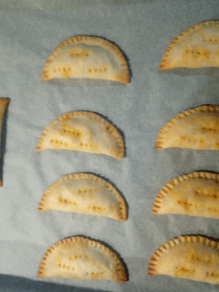 Una foto de Empanadillas de atún al horno