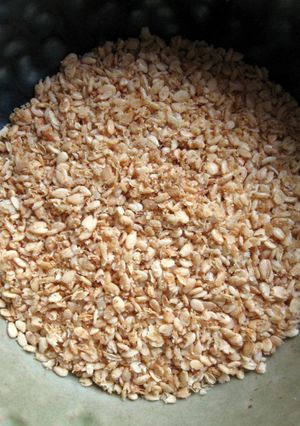 A picture of How To Grind Sesame Seeds Using A Plastic Bag.