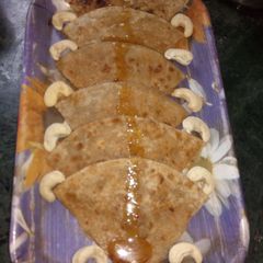 Khoya paratha A picture of Khoya paratha.