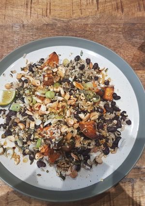 A picture of Sweet potato black bean rice salad with chilli lime dressing.