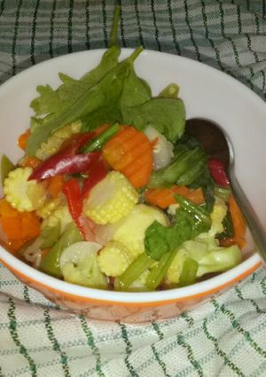 Foto resep Scrambled eggs and vegetable mix