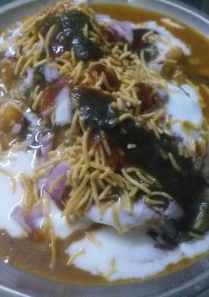 फ्राईड आलू टिक्की चाट रेसिपी मुख्य फोटो