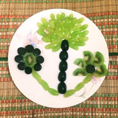 A picture of Fruit Salad.