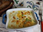 Una foto de guisante con huevo