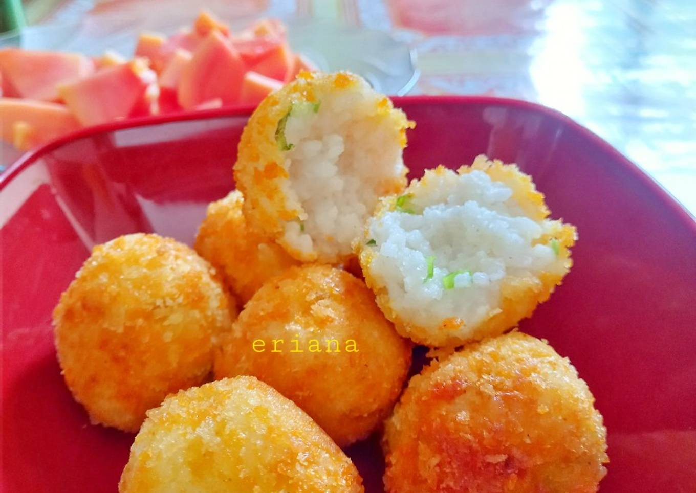 Bola-Bola Nasi Crispy