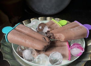 Gambar Chocolate Dutch Lady Popsicle