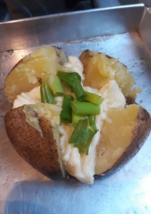 Foto resep Baked Potato Broccoli & Cheese