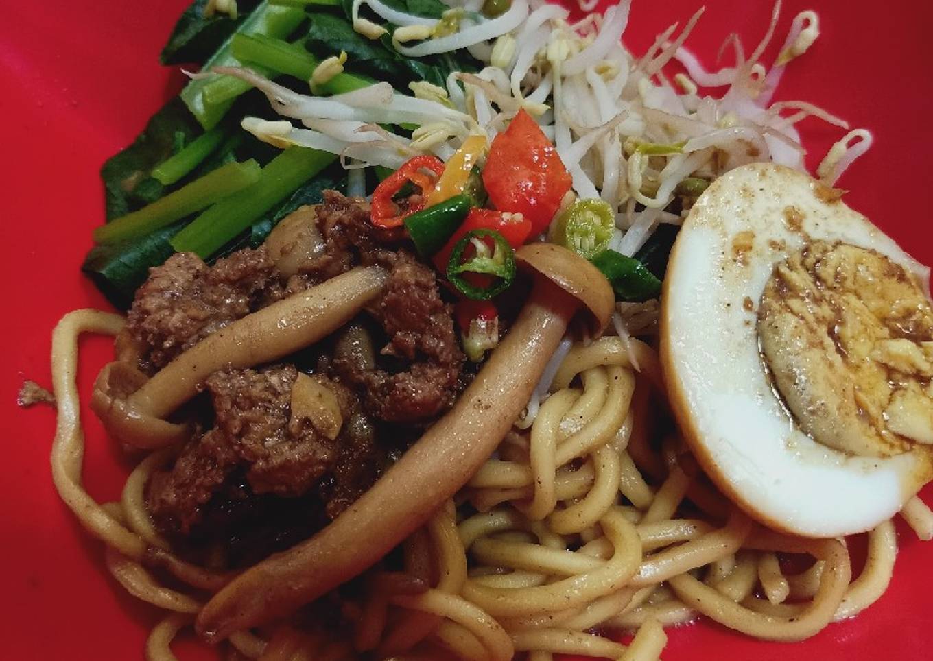 Mie pangsit (bakmie) medan