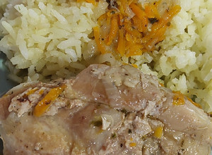 Una foto de Arroz con Pollo al Jugo