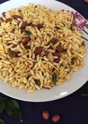 A picture of Crunchy peanut puffed rice.