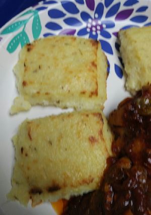 A picture of Rosemary Roman Polenta/Grits Cakes.