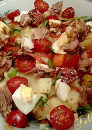Foto principal de Ensalada campera con ventresca