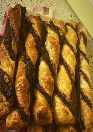Nutellás-kókuszos csavart leveles rudak 🤤🎉😇 recept fotója