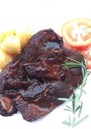 A picture of Baked Lamb In Onion Black Pepper Sauce.
