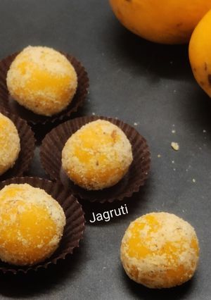 A picture of Mango Truffles !!.