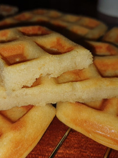 A picture of Yummy crunchy and fluffy waffles.