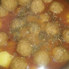 A picture of Koftay aloo ka salan.
