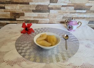Una foto de Compota de pera y manzana con miel