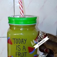 A picture of Cucumber and Apple drink.