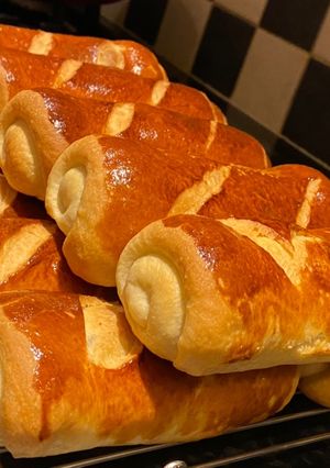 O poză a rețetei Pufoșeniiii😍 Rulouri umplute cu brânză și pătrunjel😋👌.