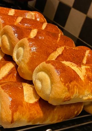O poză a rețetei Pufoșeniiii😍 Rulouri umplute cu brânză și pătrunjel😋👌.