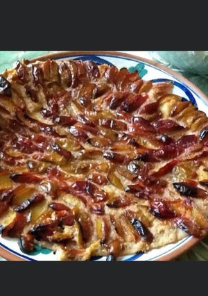 Une photo de Tarte « langues » d Halloween aux prunes et figues