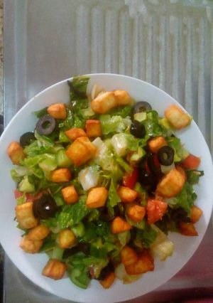 صورة لوصفة سلطه خضار بالجبنه المقليه