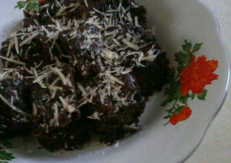 Brownies Kukus Putih Telur