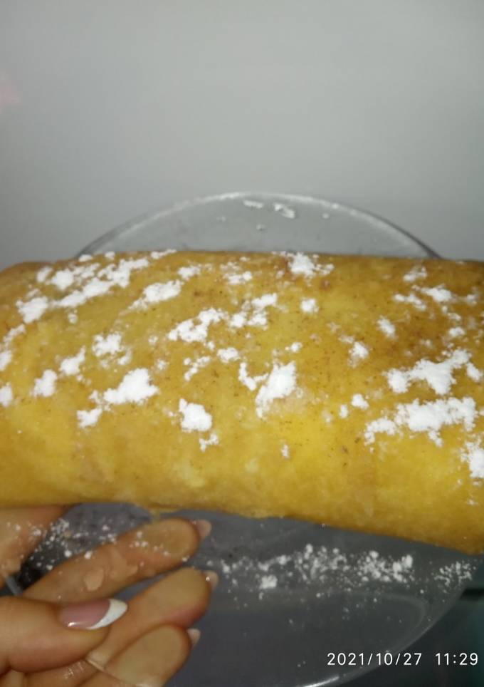 Яблучний рулет до чаю