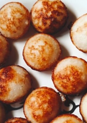 A picture of Sweet appam.