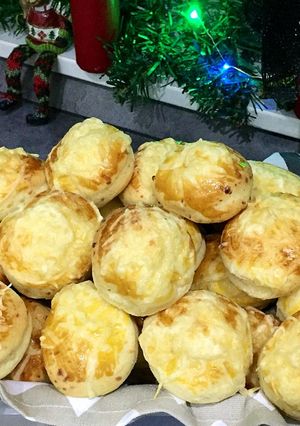 Egyszerű sajtos pogácsa recept fotója